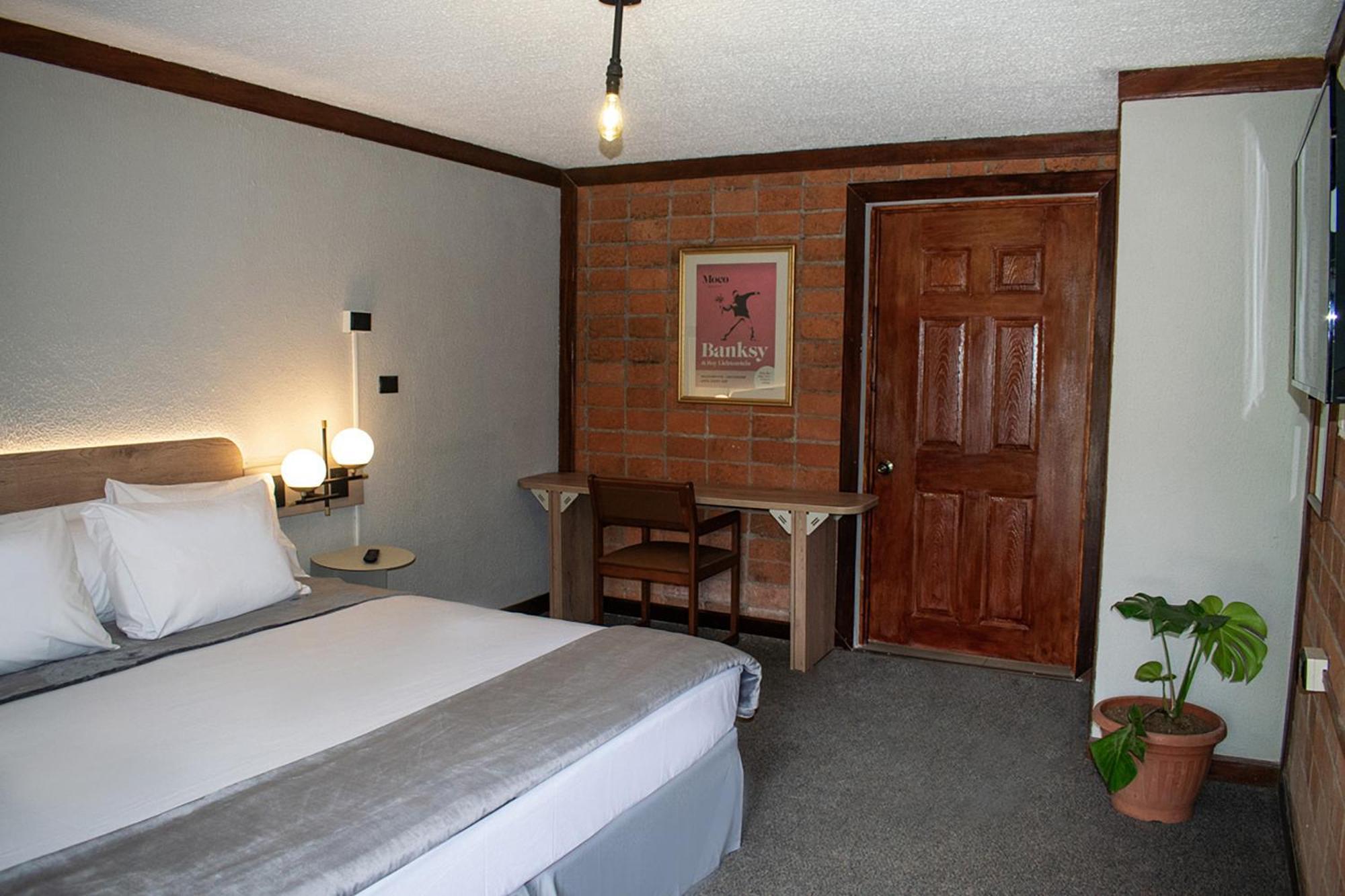 Hotel Soy Local San Jose Esterno foto