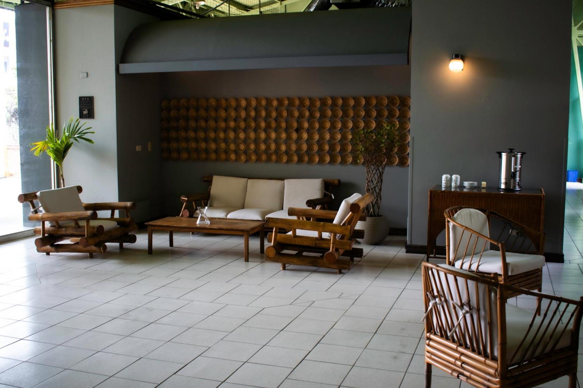 Hotel Soy Local San Jose Esterno foto