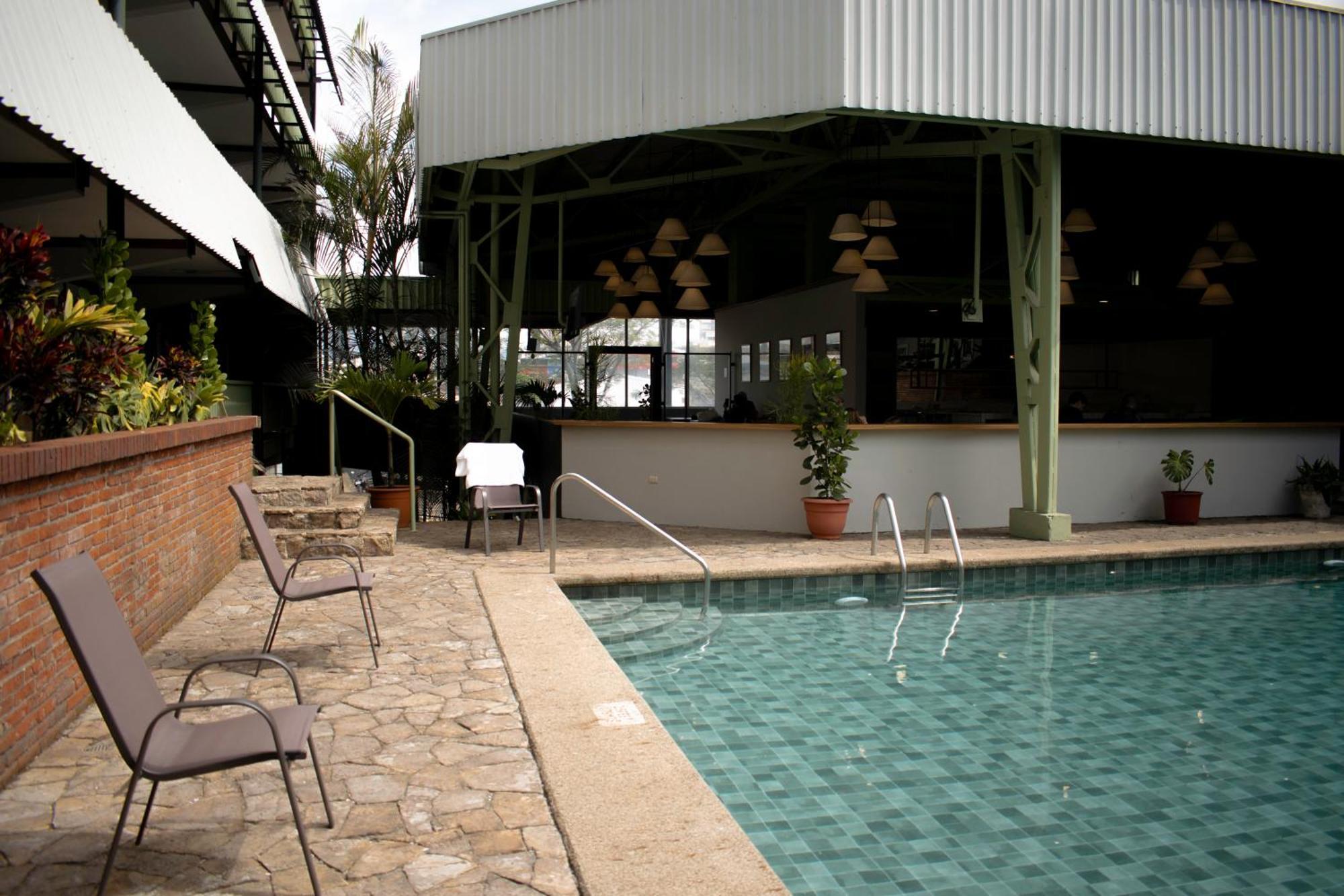 Hotel Soy Local San Jose Esterno foto